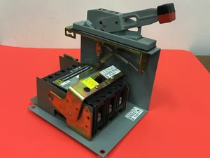 Square-D - P/N: FAL36015 - Circuit Breaker - w/ Operating Mech. 9422, Type RN-1 - Picture 1 of 5