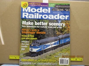 The listing is for the Model Railroader Magazine November 2005 Edition - Picture 1 of 4