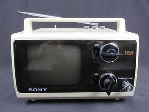 Vintage 1978 SONY Portable Black & White 5" Television TV-530 Antenna, AC/DC - Picture 1 of 16