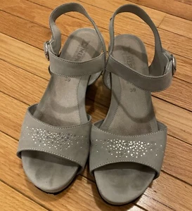 Memphisto Women's Size 39 US Size 8 Gray Suede Sandal With Rhinestones - Picture 1 of 7