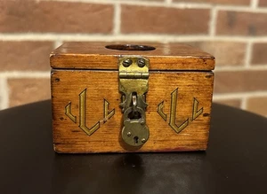 Antike Tintenfass verschlossen Holz Schatulle Monogramm L - Bild 1 von 6