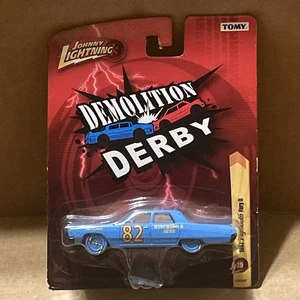 Nuovo 2012 Johnny Lightning Demolition Derby 1967 Plymouth Fury II blu n. 82 - Foto 1 di 7