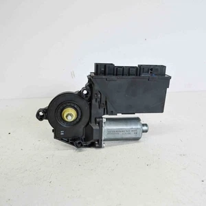 AUDI A4 8EC, B7 Fensterhebermotor vorne rechts 8E1959802H 2.7 Diesel 3990508 - Picture 1 of 4