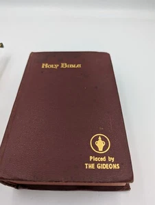 Vtg. Holy Bible 1956 Version Placed by Gideon KJV Hardcover Old & New Testaments - Picture 1 of 9
