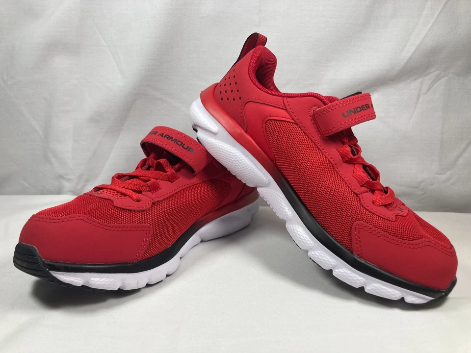 Nuevo sin caja Unisex Juvenil Preescolar Under Armour Assert 9 Zapato para Correr Ancho D y 2E Foto 1 de 1