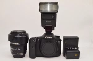 Excellent+5 Canon EOS 7D 18.0MP Digital SLR Camera Body w/ efs 17-85mm IS USM - Picture 1 of 20