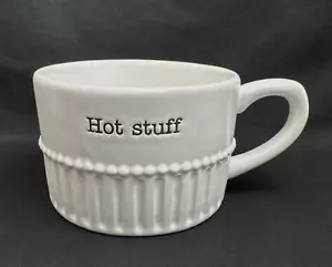 Taza de sopa de café de cerámica marca Mud Pie "Hot Stuff" 14 oz. - Imagen 1 de 4