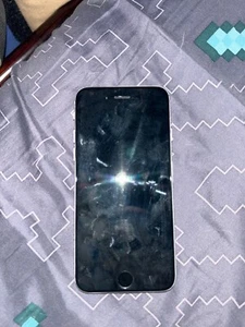 Apple iPhone 6 - 64 GB - Silver (Unlocked) - Picture 1 of 3