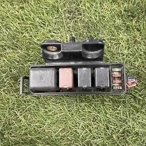 2000 2001 2002 TOYOTA COROLLA 1.8L ENGINE FUSE RELAY BOX 1686UMA2 OEM - Picture 1 of 6