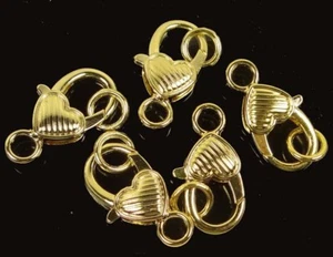 27x13mm Large Gold Pewter Striped Heart Lobster Claw Clasps (4) - Picture 1 of 2
