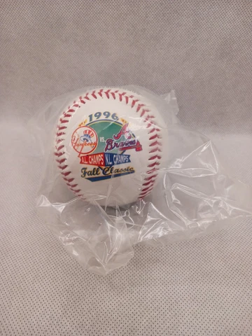 1996 World Series Commemorative Baseball New in Package Yankees versus Braves Cover