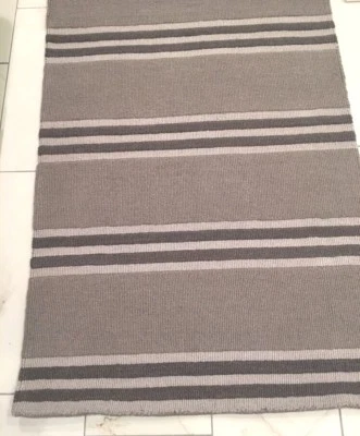 Alfombra Pottery Barn Asher Boy Dormitorio Sala de Juegos Oficina Gris Rayas LANA 5 NUEVA CON ETIQUETAS Foto 1 de 4