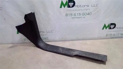 Chevrolet Tahoe 2014-2018 placa de desgaste del umbral de la puerta delantera derecha 23433433  Foto 1 de 4