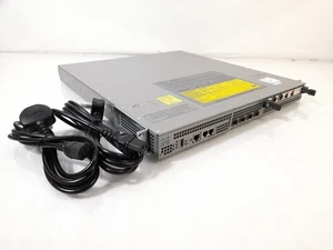 Routeur Cisco ASR 1001 V02 services d'agrégation double alimentation secteur - Photo 1/8