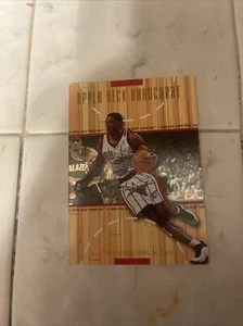 1999-00 Upper Deck Hardcourt - Rainbow Baseline Grooves #20 Scottie Pippen /500 - Picture 1 of 2