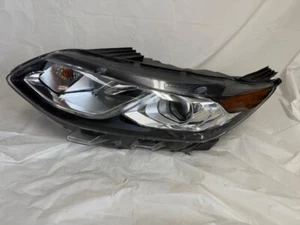 OEM 2016-2019 Chevy Volt LH Left  Driver Side  Headlight Light  23390978  Lamp - Picture 1 of 5