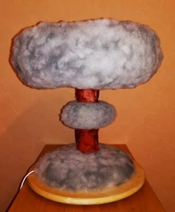 Nuklear Explosion LED Nachttisch Lampe dimmbar - Bild 1 von 9