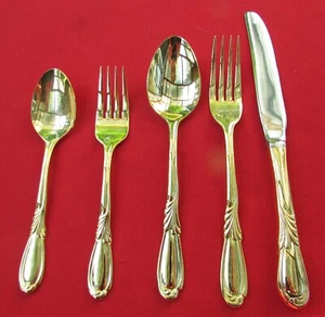 Linda Gold Electroplate Pattern Set di 5 pezzi di RETRONEU Inox Corea - Foto 1 di 12