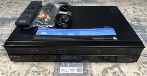 Sony RDR-VX560 VCR DVD Lettore Combo Registratore 1080P Doppiaggio con Telecomando Testato - Foto 1 di 5