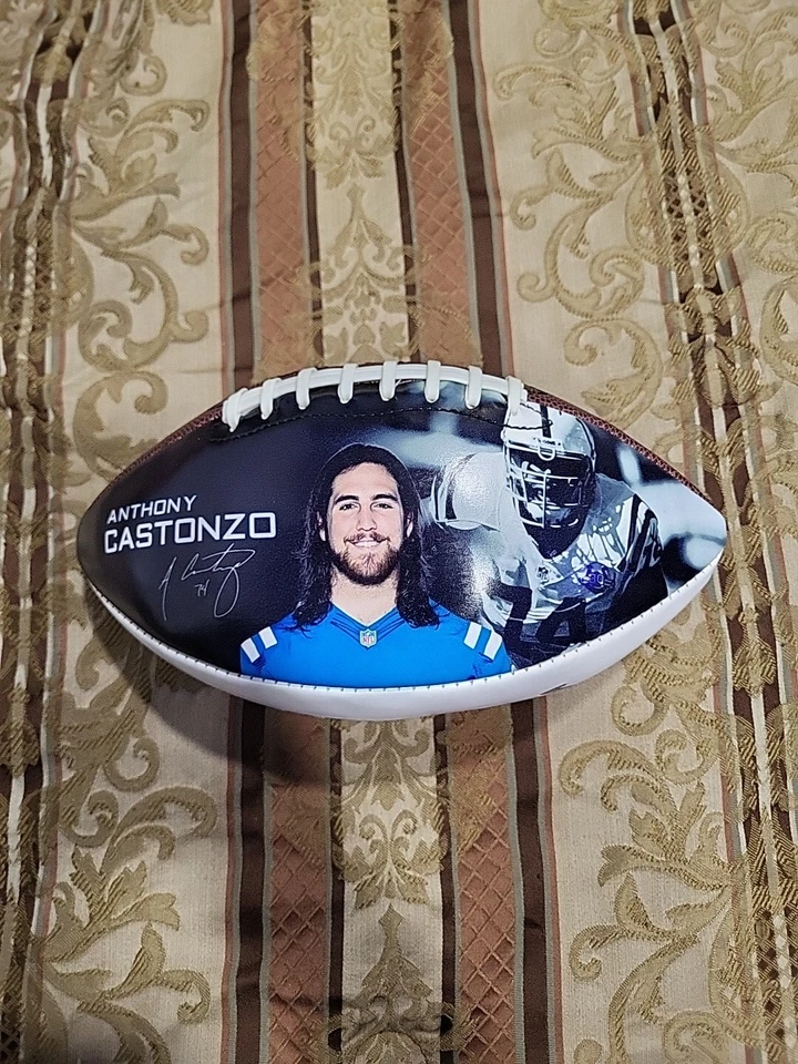 Balón de fútbol americano oficial Wilson The Duke NFL COLTS Anthony Castonzo Foto 1 de 4