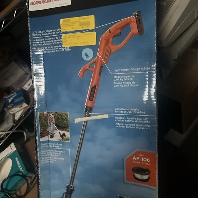 New BLACK+DECKER 20V MAX* Edger -LST201 - Image 1 of 4