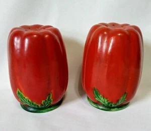 Large Vintage Red Pepper Vegetable Salt And Pepper Shakers Set, L & M, Inc. - Picture 1 of 9
