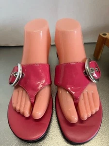 Sbicca Of California Silver Buckle Thong Sandals Hot Pink Slip On Size 7 Kitten - Picture 1 of 10