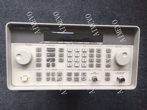 KEYSIGHT HP Agilent 8648B Signalgenerator Frequenz 9 kHz - 2 GHz - Bild 1 von 6
