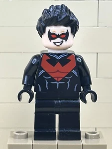 Lego NIGHTWING DC Comics Minifigure SH0085 76011 Batman Dick Grayson Robin - Picture 1 of 4