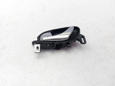 MANIJA PUERTA INTERIOR RENAULT KADJAR LADO PASAJERO DELANTERO IZQUIERDO 2015 Foto 1 de 4