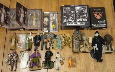 Huge Universal Monster Figure Lot Tmnt - Image 1 of 4