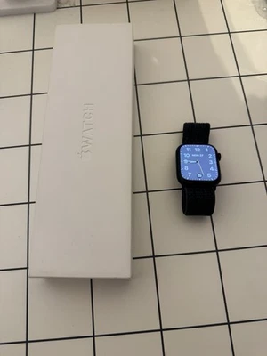 Apple Watch Series 9 45mm Aluminium GPS Mit Nike Sports Loop Armband - Bild 1 von 4