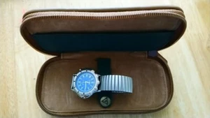 GUESS Watch 1990 - Picture 1 of 7