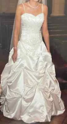 Nuevo Vestido de Boda ALLURE BRIDALS Escote Corazón Sin Tirantes con Tren Talla 8 Foto 1 de 4