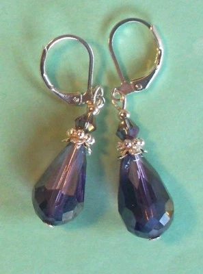 CRISTAL DE UVA VIOLETA lágrima y pendiente bicono SP LEVERBACK hecho a mano Foto 1 de 3