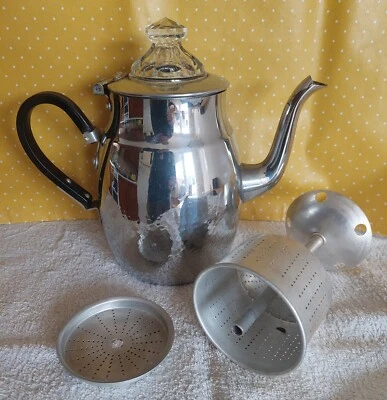 Percoladora de café con estufa ""Victory Ware"" vintage Leeds Metal Spinning Co ""Victory Ware Foto 1 de 4