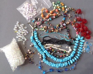 Vintage lose Perlen & gebrochene Perlenkette Konvolut Glasstein Halbedelstein - Bild 1 von 15