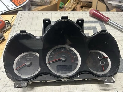 2009-2010 Kia Optima Dash Cluster 94023-2G733 (160) - Image 1 of 4