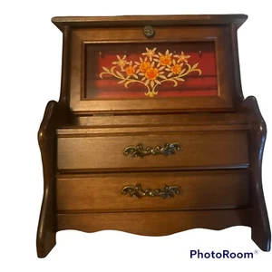 VINTAGE 2 Drawer FLORAL WOODEN MINI DRESSER JEWELRY BOX MUSIC BOX SANKYO JAPAN - Picture 1 of 5