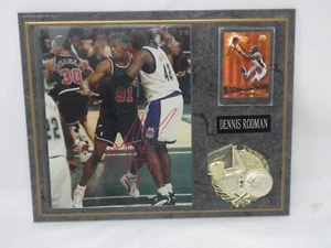 DENNIS RODMAN CHICAGO BULLS WOODEN PLAQUE WITH SIGNED 8x10 PHOTO & CARD - Picture 1 of 8