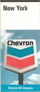 1975 CHEVRON OIL Road Map NEW YORK Long Island Syracuse Albany Utica Rochester - Picture 1 of 5