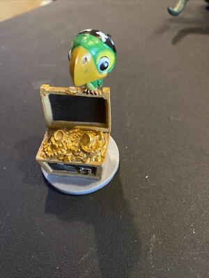 Jake y los Piratas del País de Nunca Jamás Skully Loro Figura Treasure Cake Topper 25 Foto 1 de 3