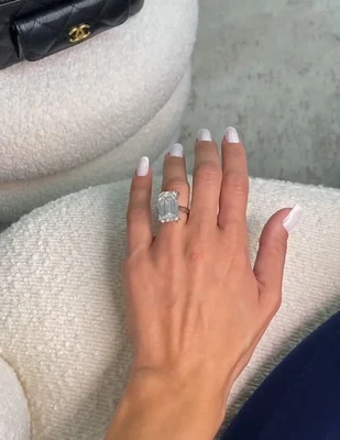 Anillo de boda solitario de diamantes cultivados en laboratorio de 5 quilates talla esmeralda VS1/G de oro blanco de 14 k Foto 1 de 4