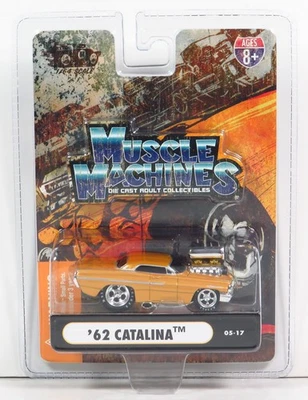 Muscle Machines 1962 Pontiac Catalina 62 Diecast Car 05-17 Sun Gold 1:64 - Image 1 of 4