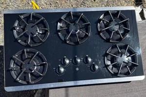 GE 36" Built-In Gas Cooktop - Used - Picture 1 of 9