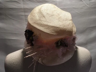 Ladies dressy pale pink hat w/flowers size 8 - Image 1 of 2
