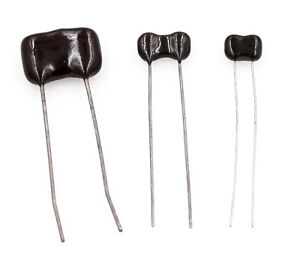 Radial Dipped Silver Mica Capacitors, 1.2pF to 1,000pF, 100V to 1500V - Lot of 3