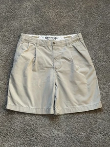 Men's Vintage Eddie Bauer Relaxed Fit Pleated Shorts Sz 36 Beige Chino Outdoor - Picture 1 of 6