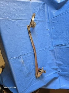 80 81 82 THUNDERBIRD WIPER TRANSMISSION  90834 - Bild 1 von 2