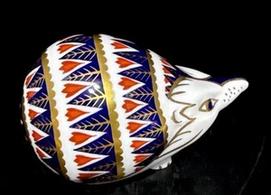 Royal Crown Derby Paperweight ~ HEDGEHOG ~ MINT - Gold Stopper - Picture 1 of 9